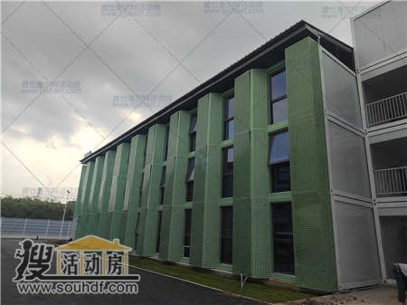 河北運立太陽能設(shè)備工程有限公司建設(shè)韻律堂時候出售7間打包箱房屋