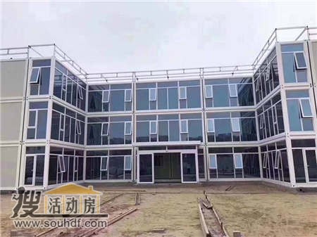 河北州澤園林古建筑工程有限公司建設微笑山莊時候出售4間住人集裝箱房屋